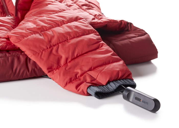 Ban-da-xem-xet-su-dung-tem-tu-an-ninh-khang-nam-cham-cho-cua-hang-chua